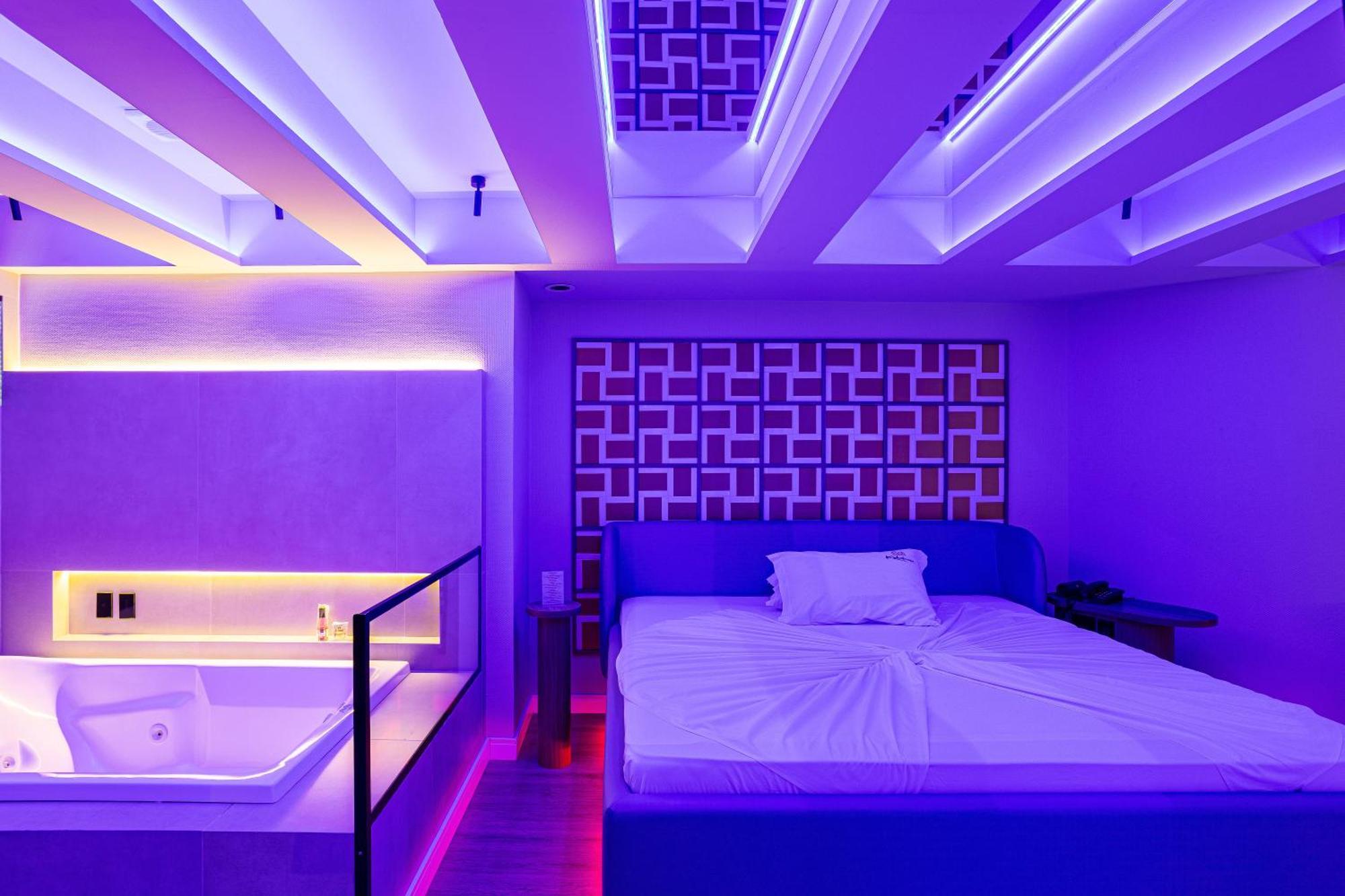 Motel Kalahari Жарагуа-ду-Сул Экстерьер фото
